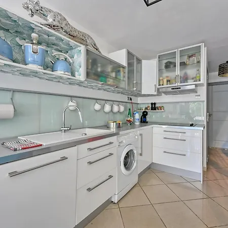 T3 De 45 M2 Avec Terrasse - Entierement Climatise - 2 - 400m De La - Avec Piscine Apartment Le Grau-du-Roi